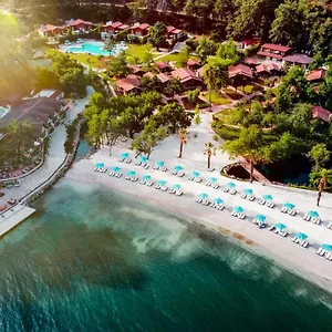 Отель The Bay Club Фетхие